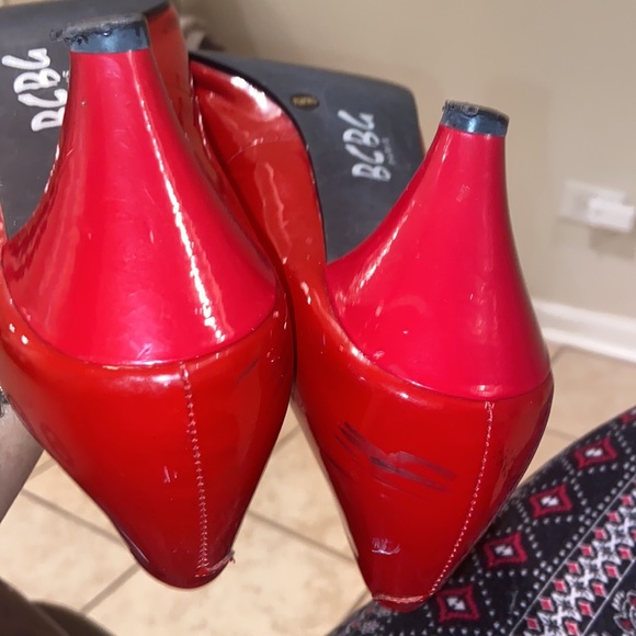 Red heels - Picture 4 of 6
